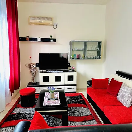Pensjonat Domus Komanesse - 4*