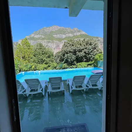 Domus Komanesse - Pensjonat