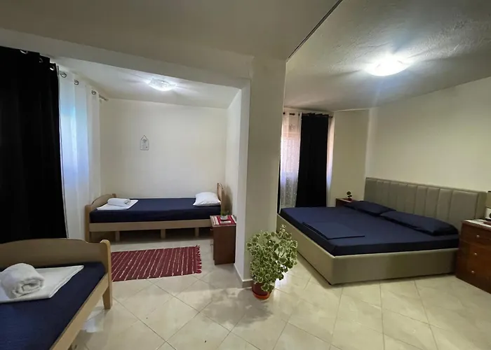 Гостевой дом Domus Komanesse -
