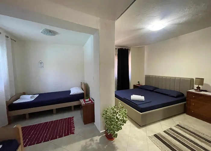 Domus Komanesse -