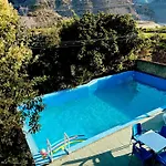 Domus Komanesse - Gasthof 4*