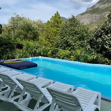 Domus Komanesse - Gasthof 4*