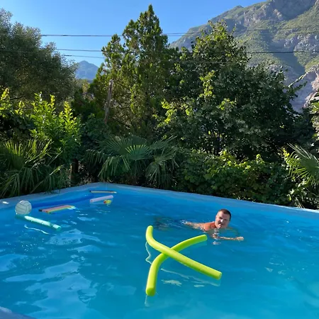 Domus Komanesse - Gasthof 4*