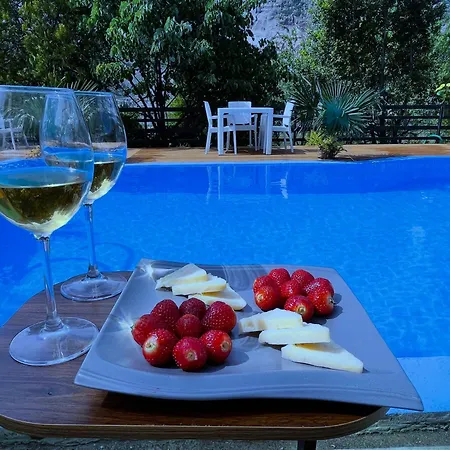 Domus Komanesse - Affittacamere 4*