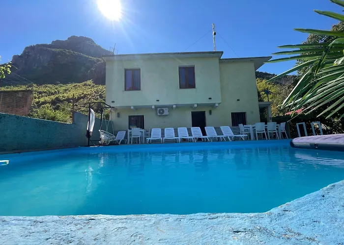 Domus Komanesse - 4*