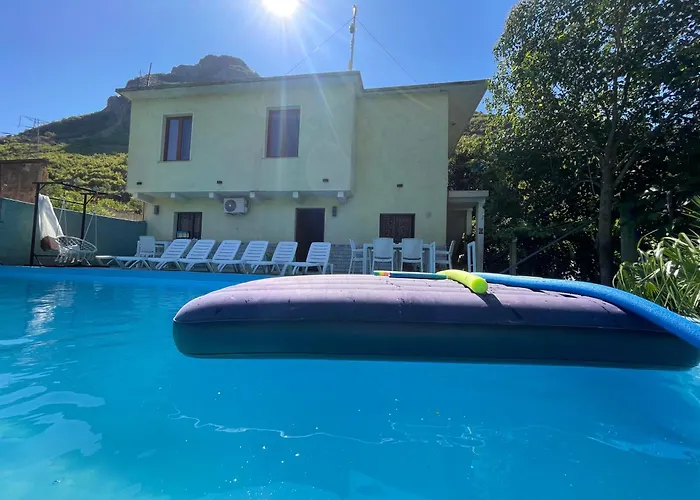 Domus Komanesse -