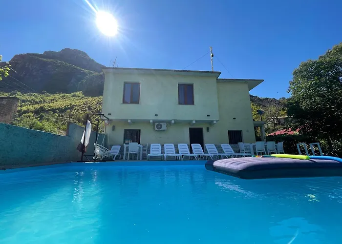 Domus Komanesse - 4*