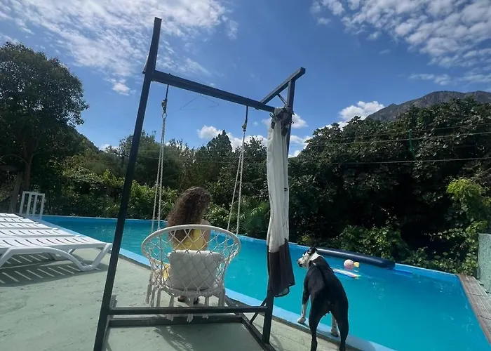 Pensión Domus Komanesse - 4*